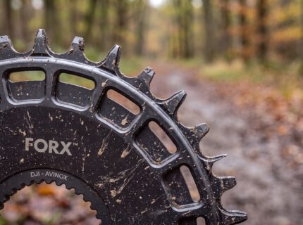 FORX wprowadza frezowane pierścienie łańcuchowe do silników DJI Avinox i Bosch w rowerach e-MTB